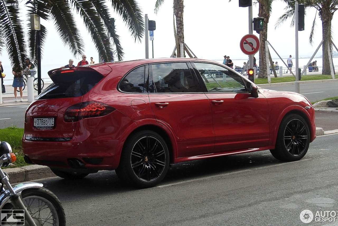 Porsche 958 Cayenne GTS