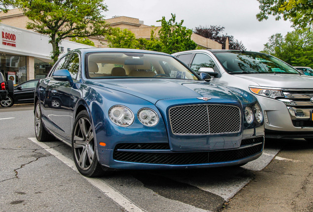 Bentley Flying Spur V8