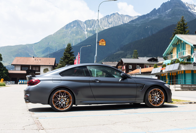 BMW M4 GTS