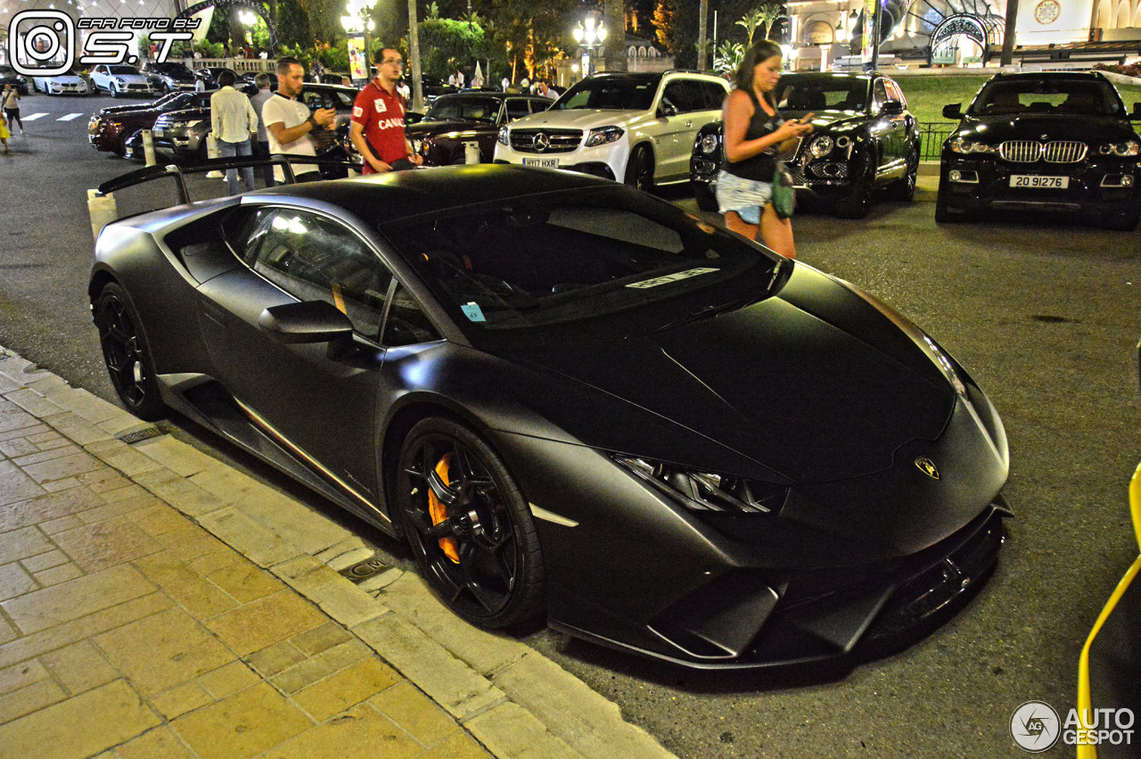 Lamborghini Huracán LP640-4 Performante