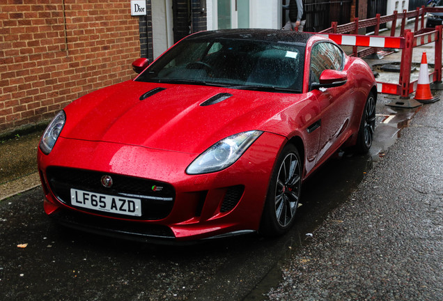 Jaguar F-TYPE S Coupé