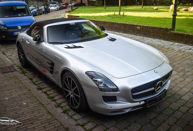 Mercedes-Benz SLS AMG GT Roadster