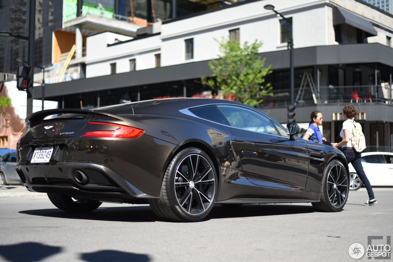 Aston Martin Vanquish 2013