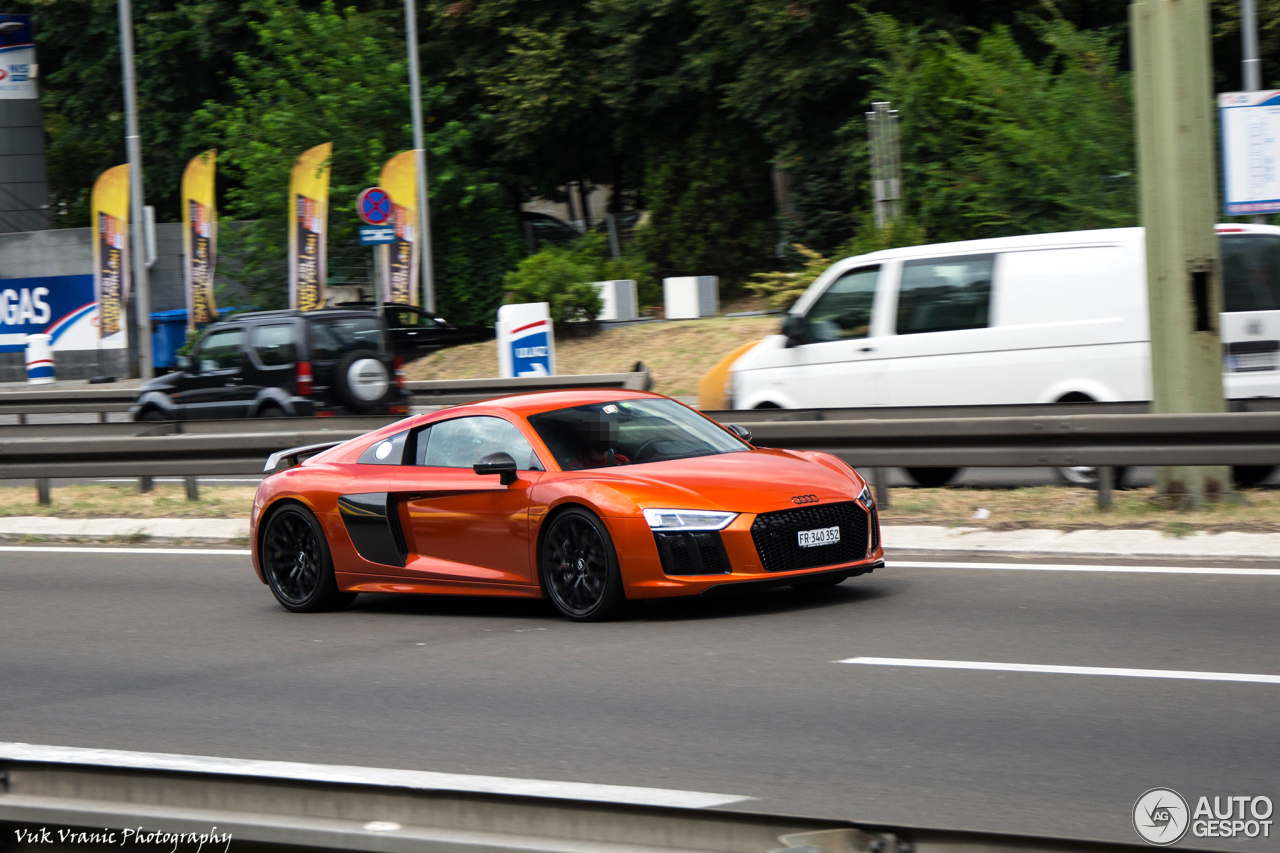 Audi R8 V10 Plus 2015