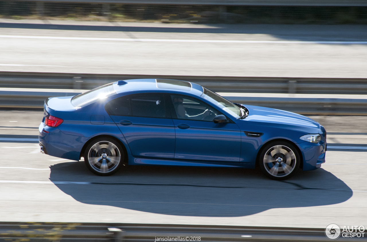 BMW M5 F10 2011