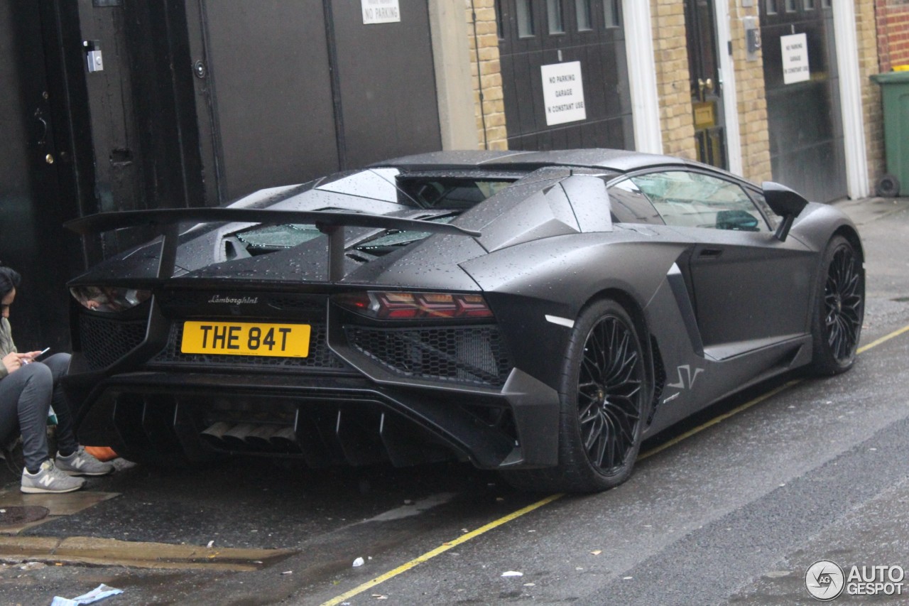 Lamborghini Aventador LP750-4 SuperVeloce Roadster