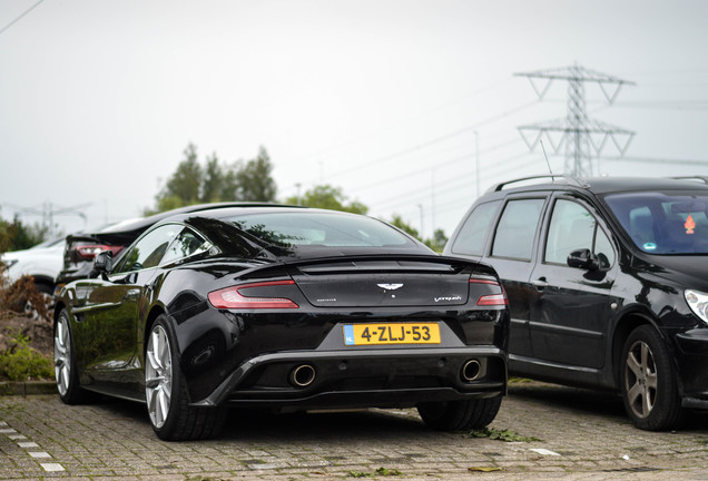 Aston Martin Vanquish 2013