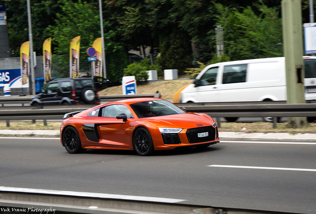 Audi R8 V10 Plus 2015