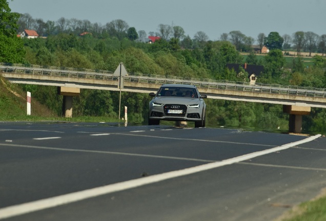 Audi RS6 Avant C7 2015