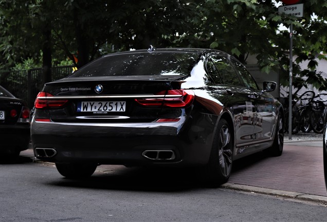 BMW M760Li xDrive