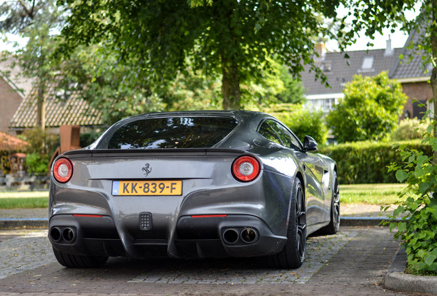 Ferrari F12berlinetta Novitec Rosso