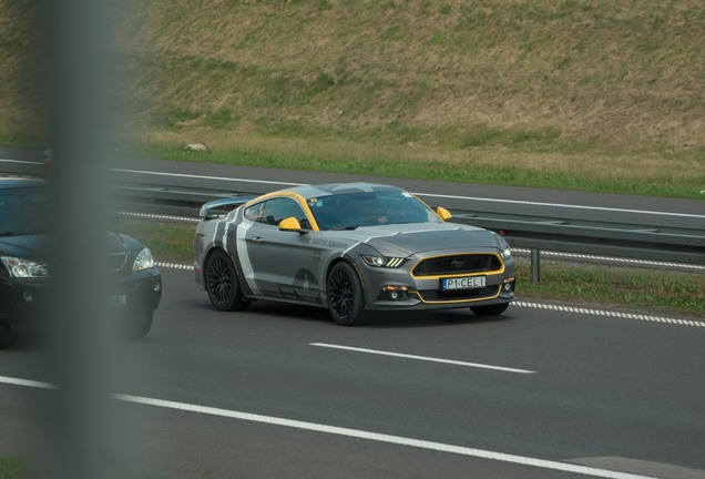 Ford Mustang GT 2015