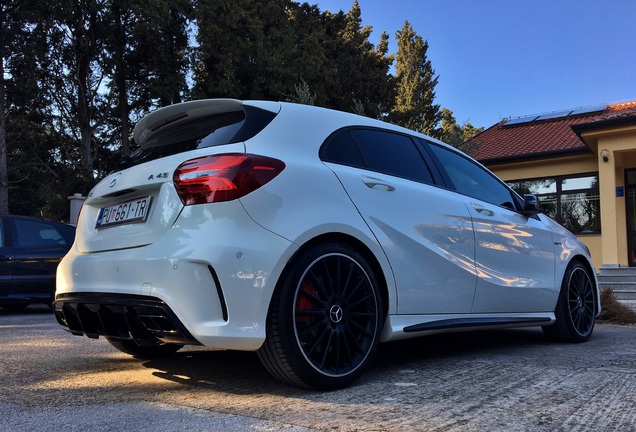 Mercedes-AMG A 45 W176 2015