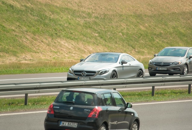 Mercedes-Benz S 63 AMG Coupé C217