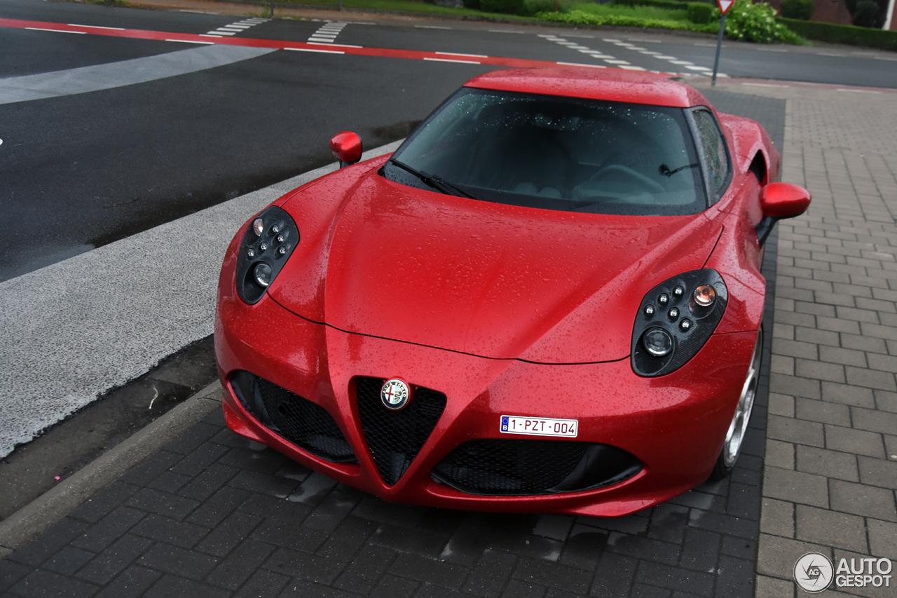 Alfa Romeo 4C Coupé