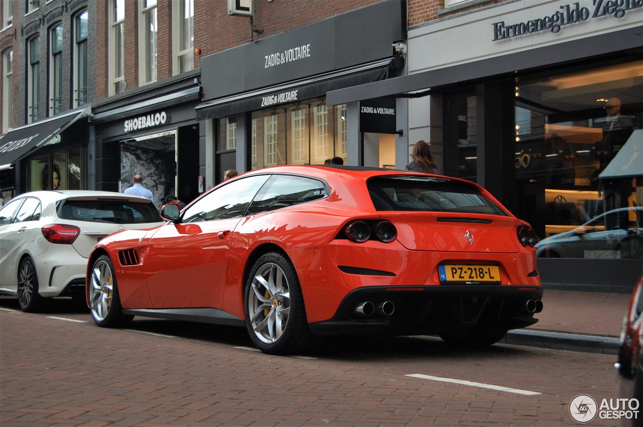 Ferrari GTC4Lusso T