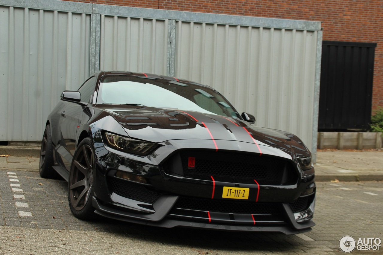 Ford Mustang Shelby GT350R 2015