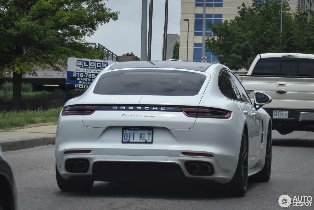 Porsche 971 Panamera Turbo