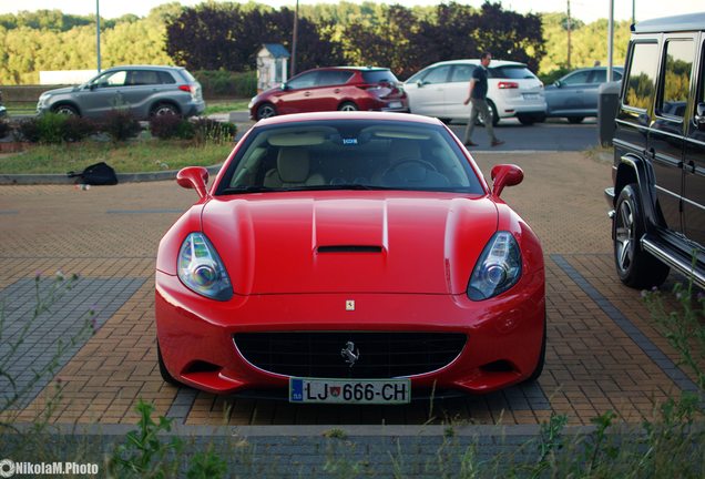 Ferrari California