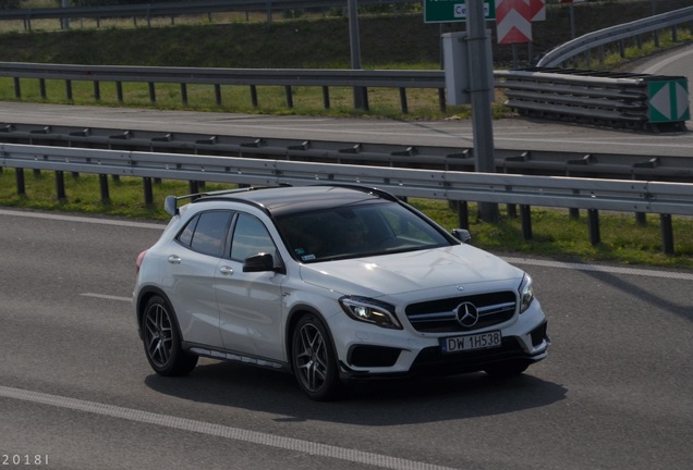 Mercedes-Benz GLA 45 AMG X156