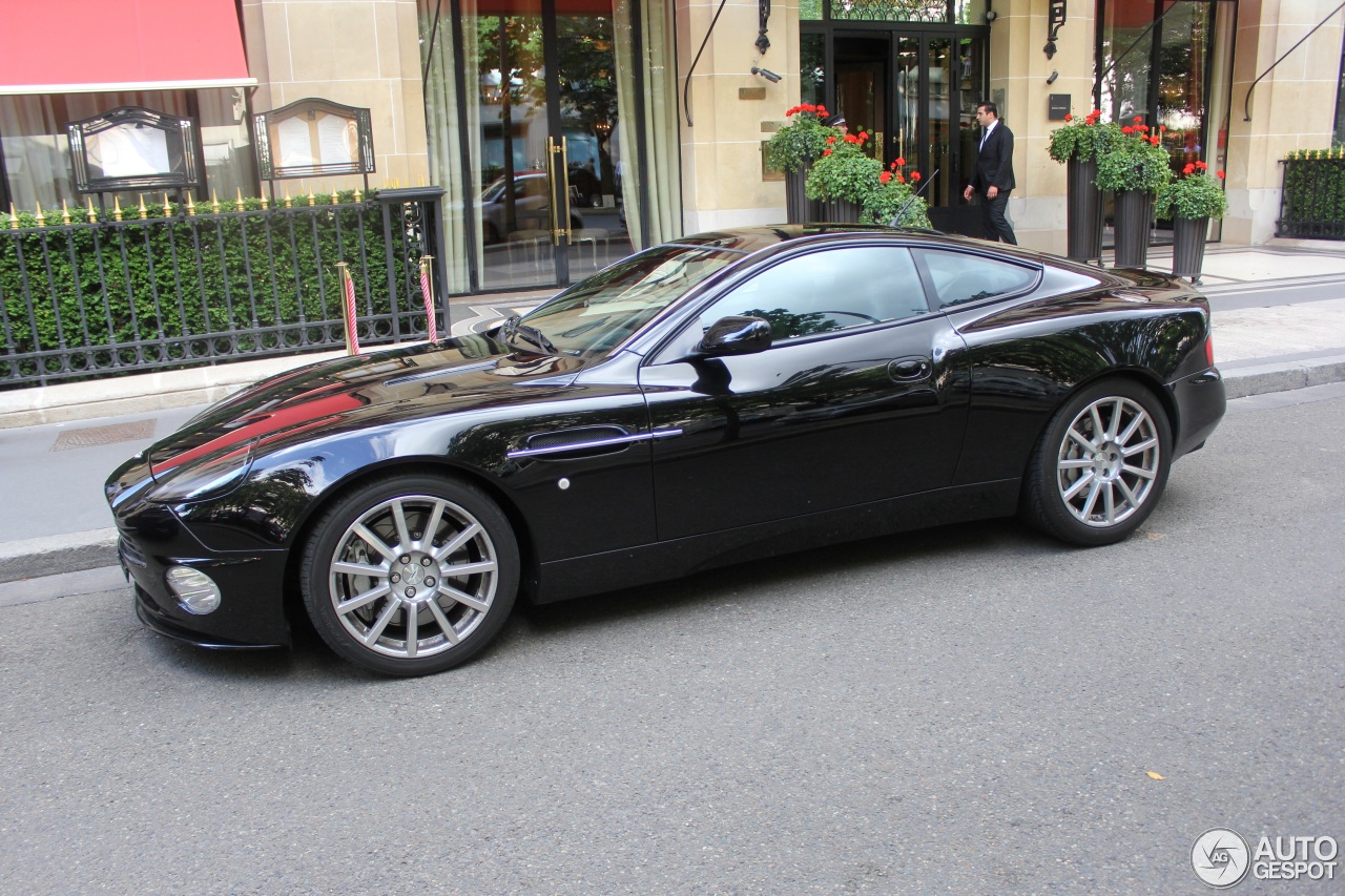 Aston Martin Vanquish S