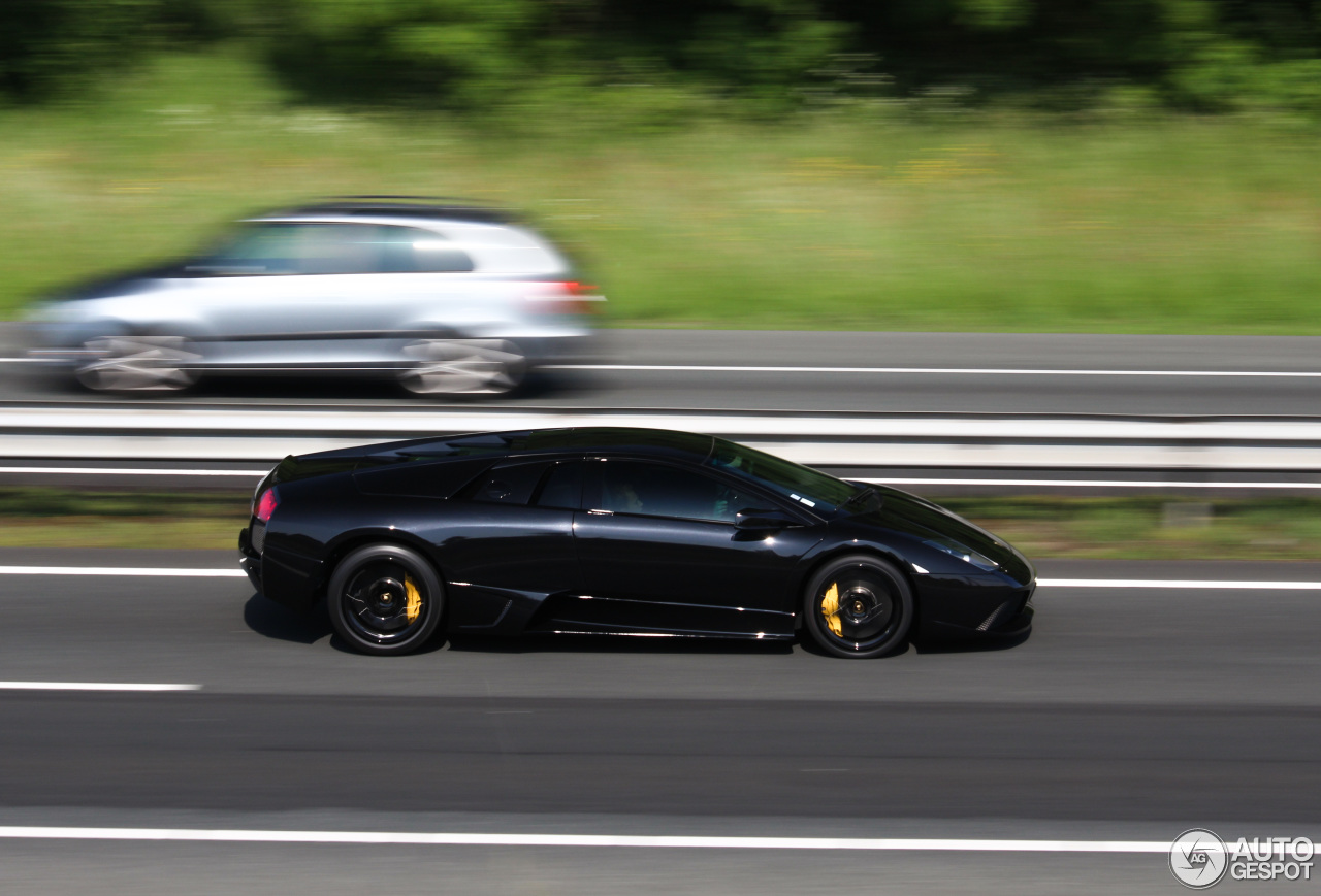 Lamborghini Murciélago LP640