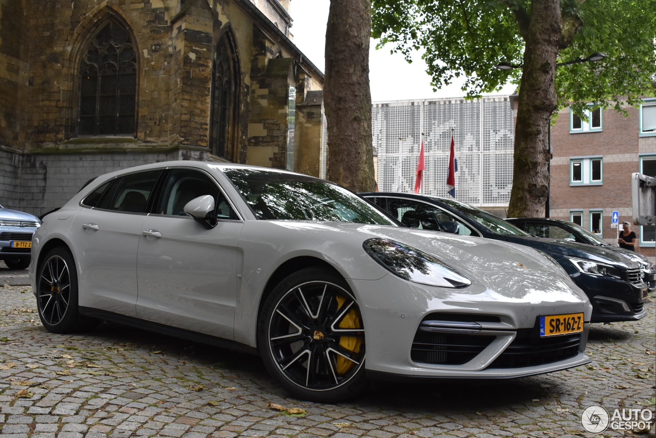 Porsche 971 Panamera Turbo S E-Hybrid Sport Turismo