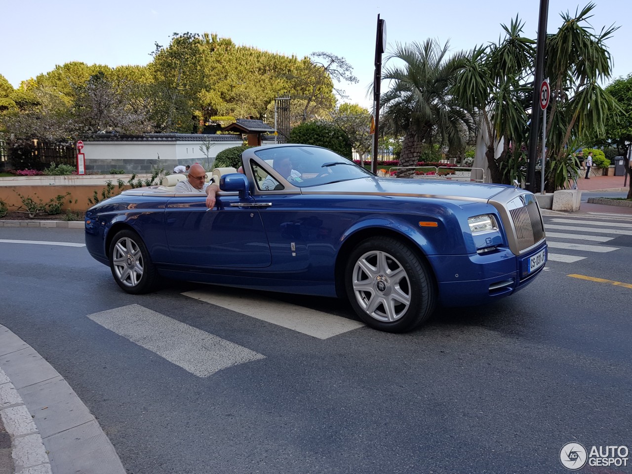 Rolls-Royce Phantom Drophead Coupé Series II