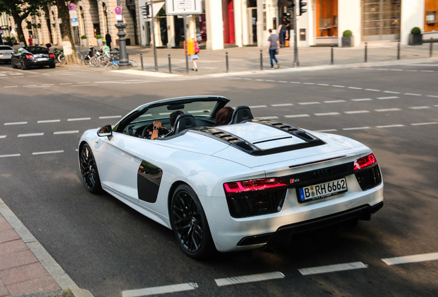 Audi R8 V10 Spyder 2016