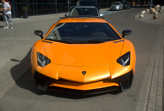 Lamborghini Aventador LP750-4 SuperVeloce