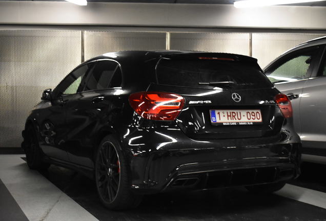 Mercedes-AMG A 45 W176 2015