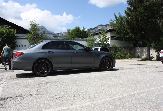 Mercedes-AMG E 63 S W213