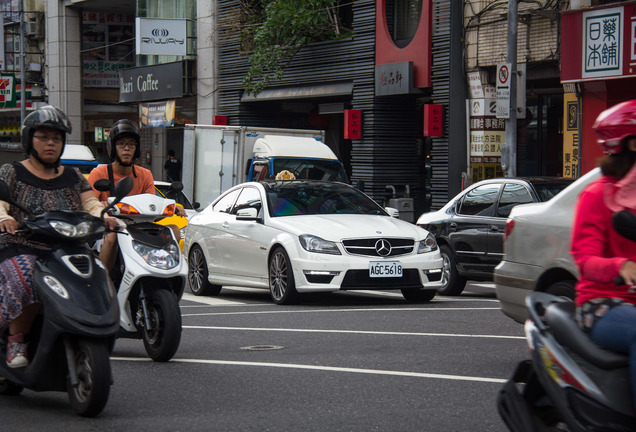 Mercedes-Benz C 63 AMG Coupé