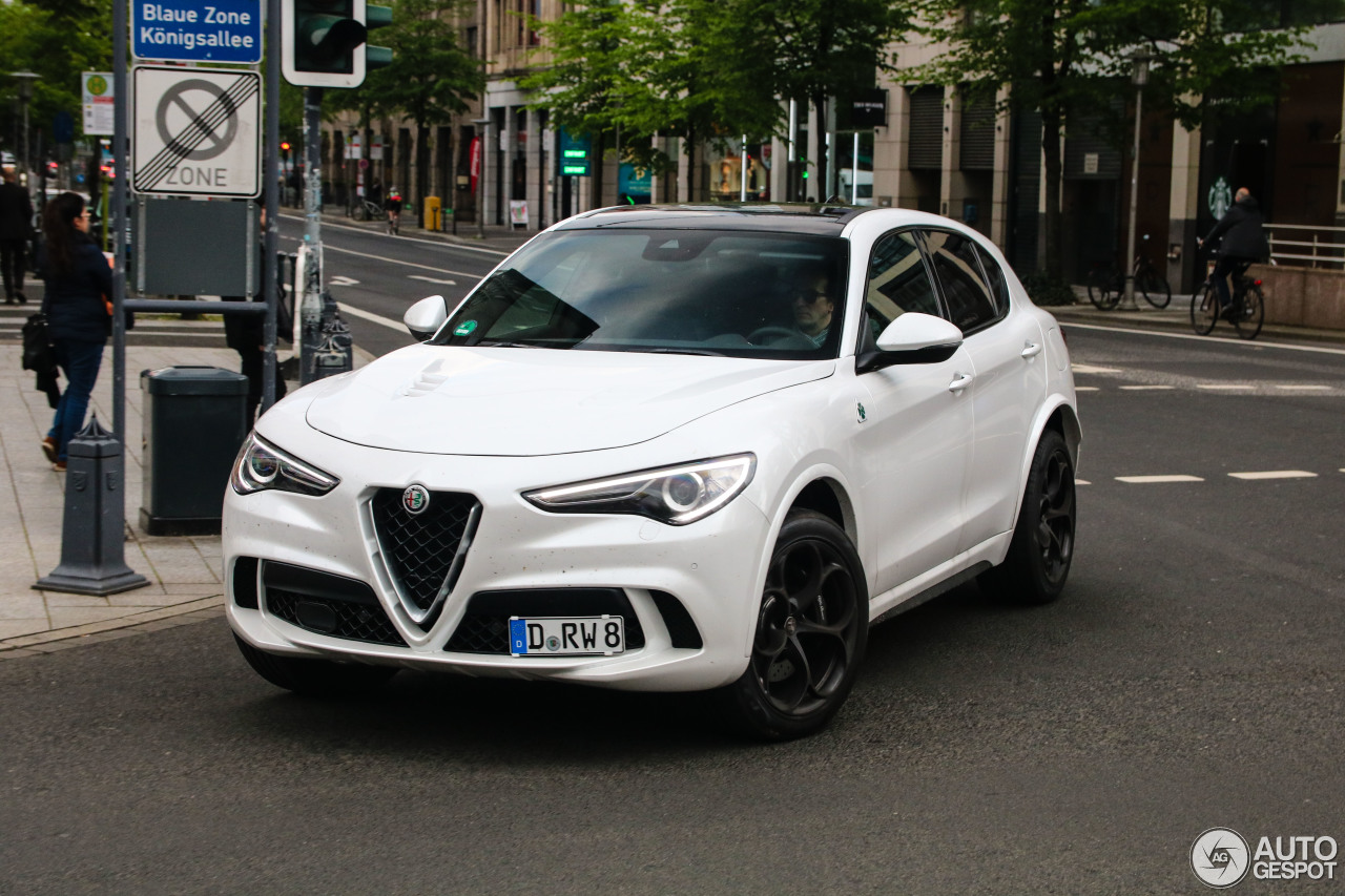 Alfa Romeo Stelvio Quadrifoglio