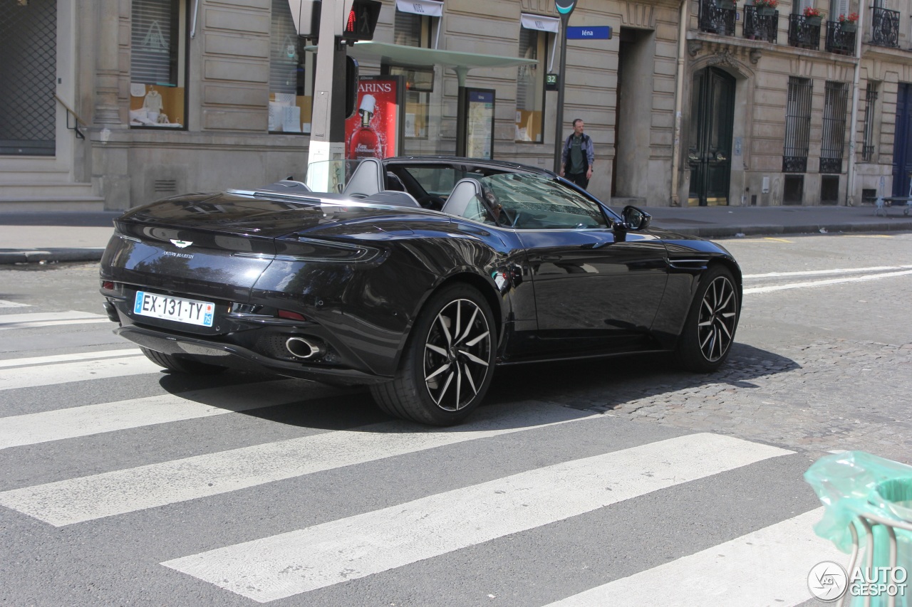 Aston Martin DB11 V8 Volante