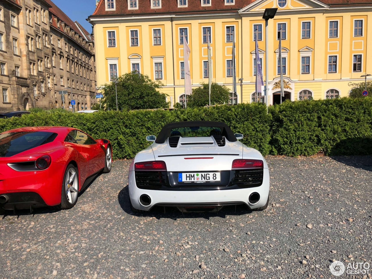 Audi R8 V10 Spyder 2013