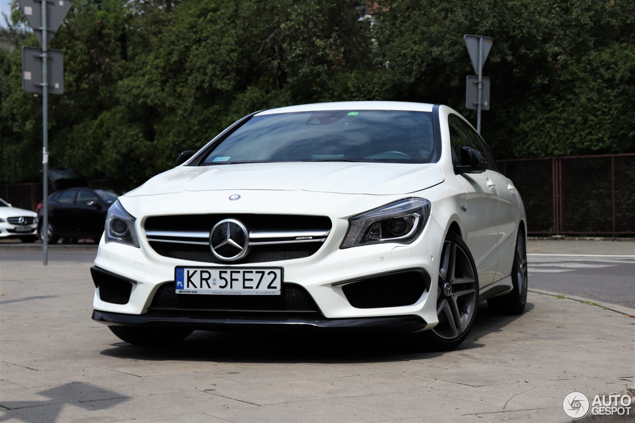 Mercedes-AMG CLA 45 Shooting Brake X117