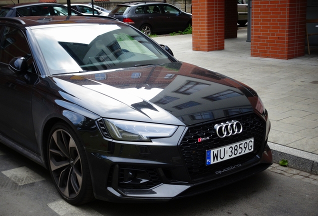 Audi RS4 Avant B9