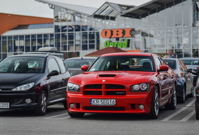 Dodge Charger SRT-8