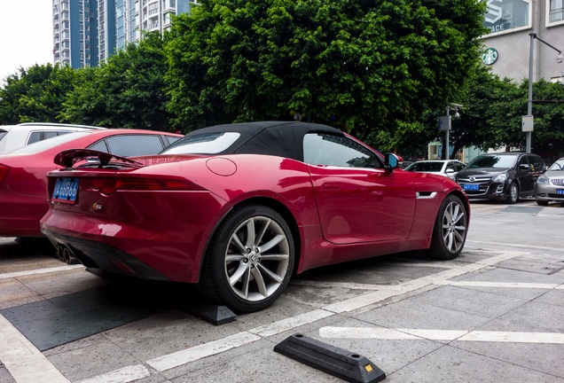 Jaguar F-TYPE S Convertible