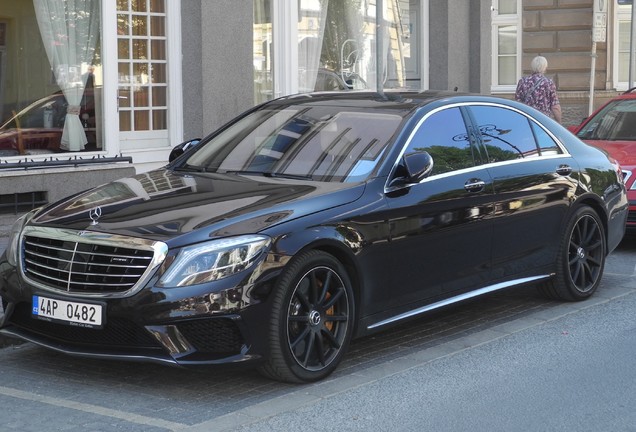 Mercedes-Benz S 63 AMG V222