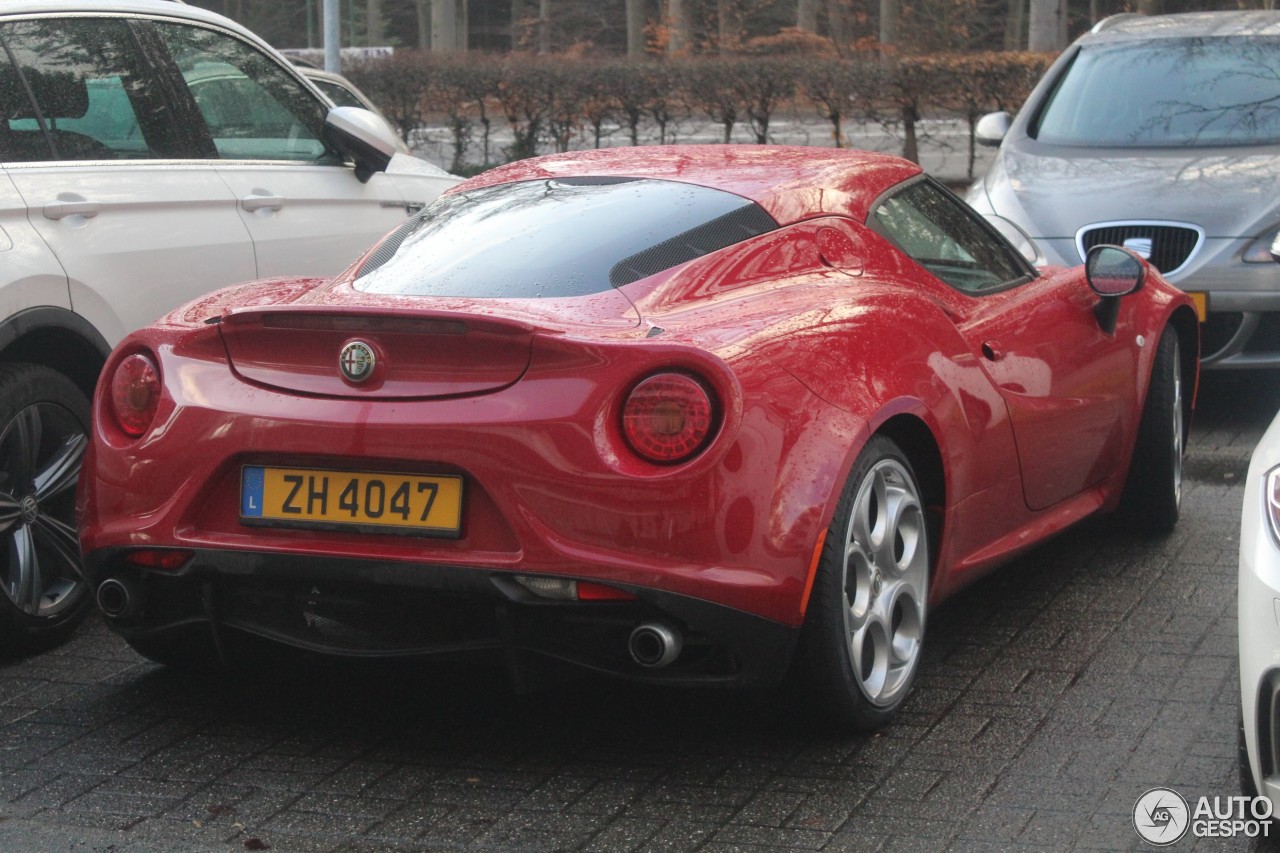 Alfa Romeo 4C Coupé