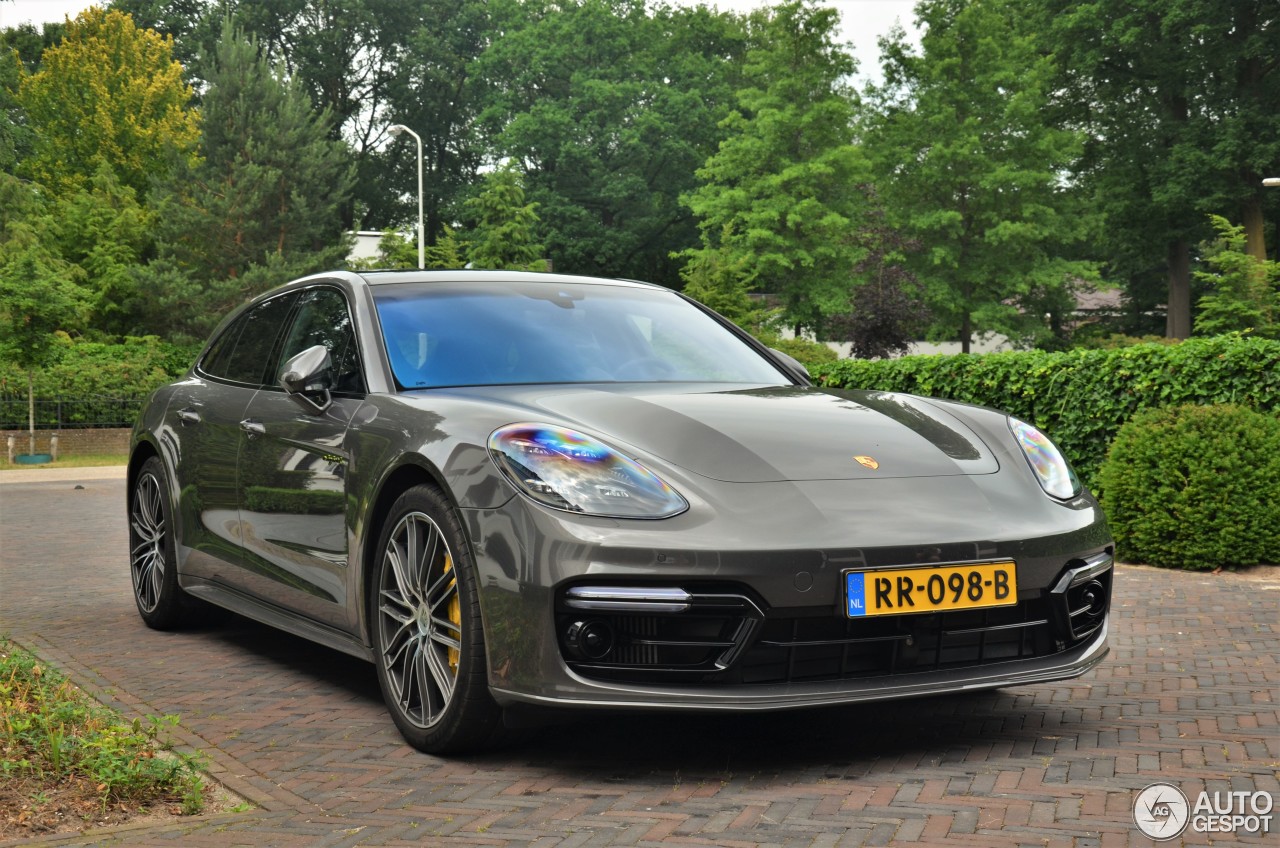 Porsche 971 Panamera Turbo S E-Hybrid Sport Turismo