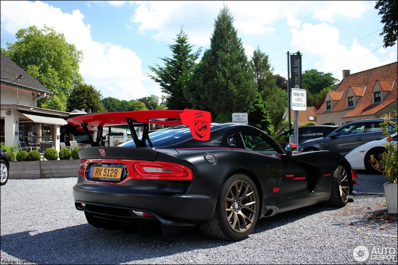 SRT 2016 Viper ACR Extreme