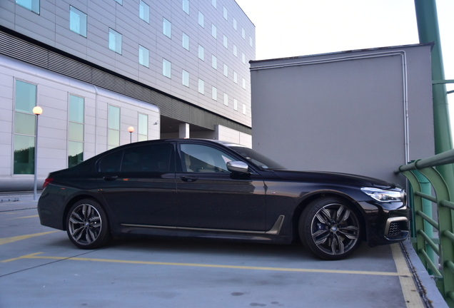 BMW M760Li xDrive