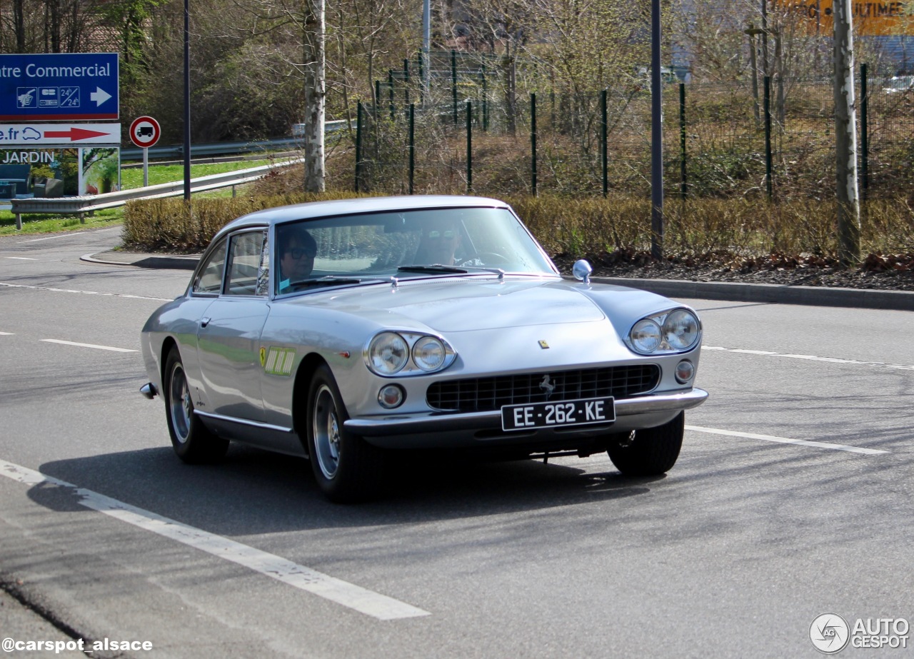 Ferrari 330 GT 2+2 Series I