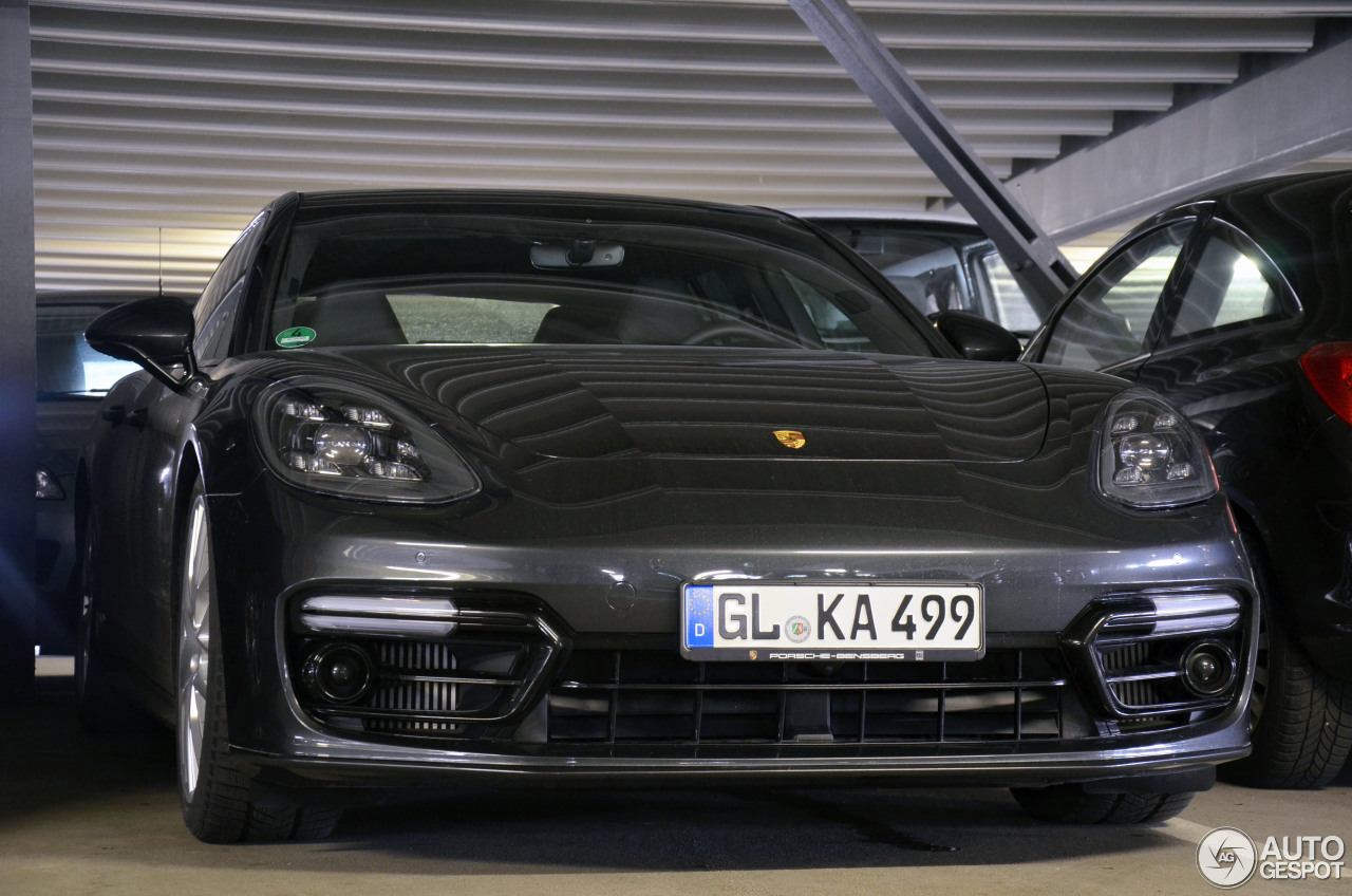 Porsche 971 Panamera Turbo Sport Turismo