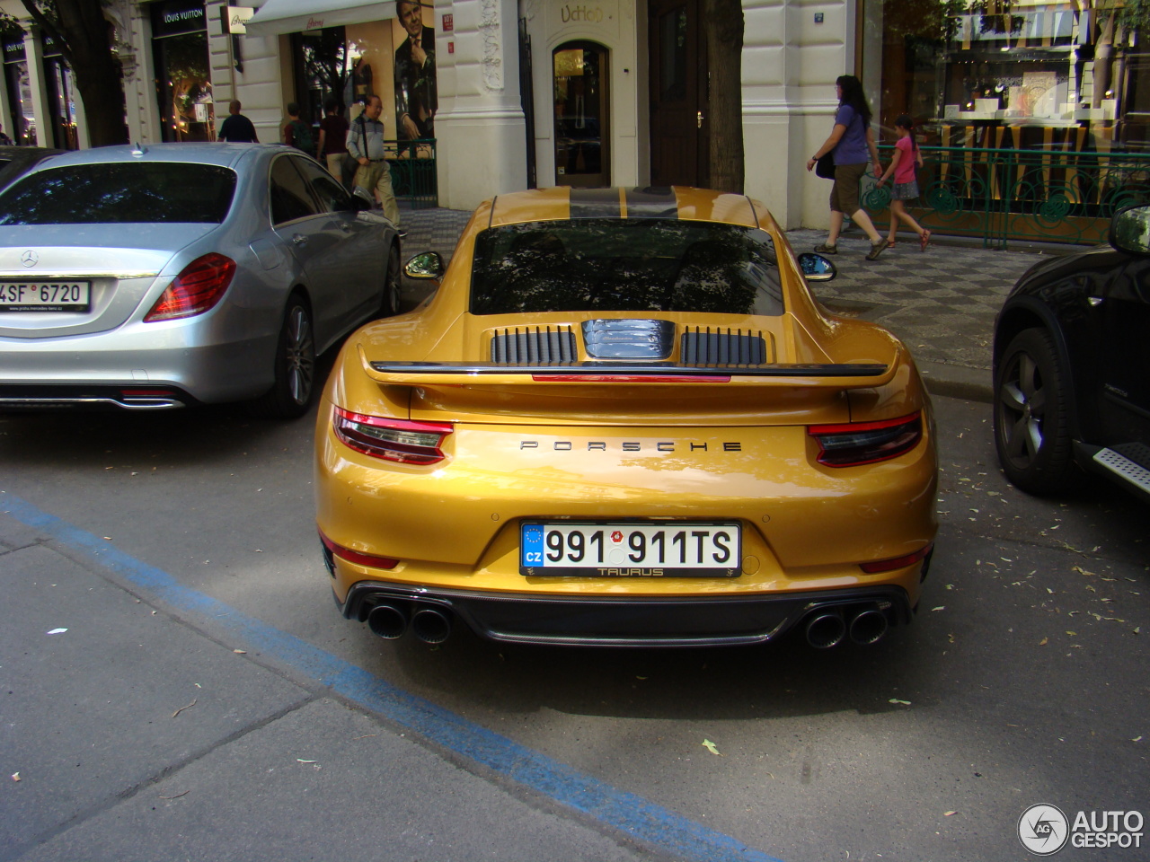 Porsche 991 Turbo S MkII Exclusive Series