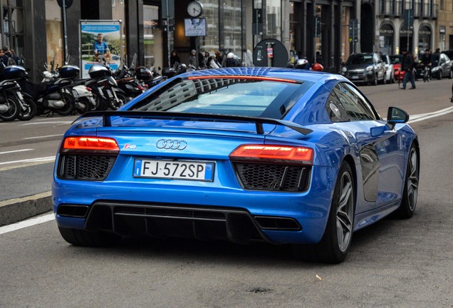 Audi R8 V10 Plus 2015