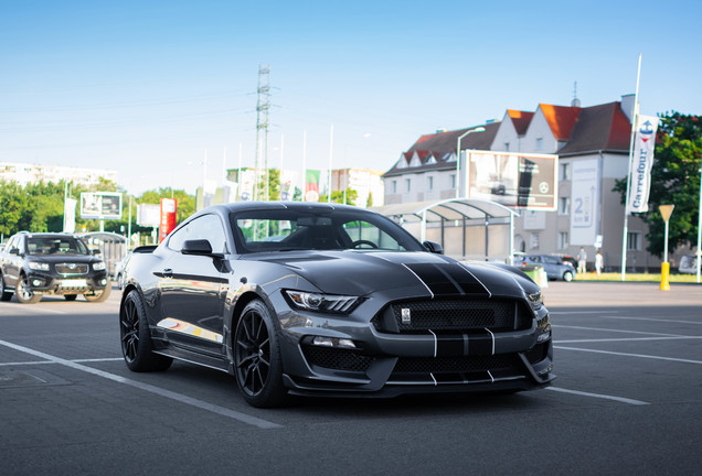 Ford Mustang Shelby GT350 2015